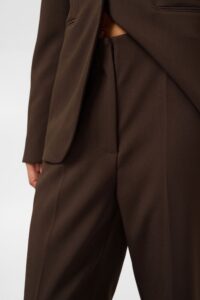 Corinne Pant