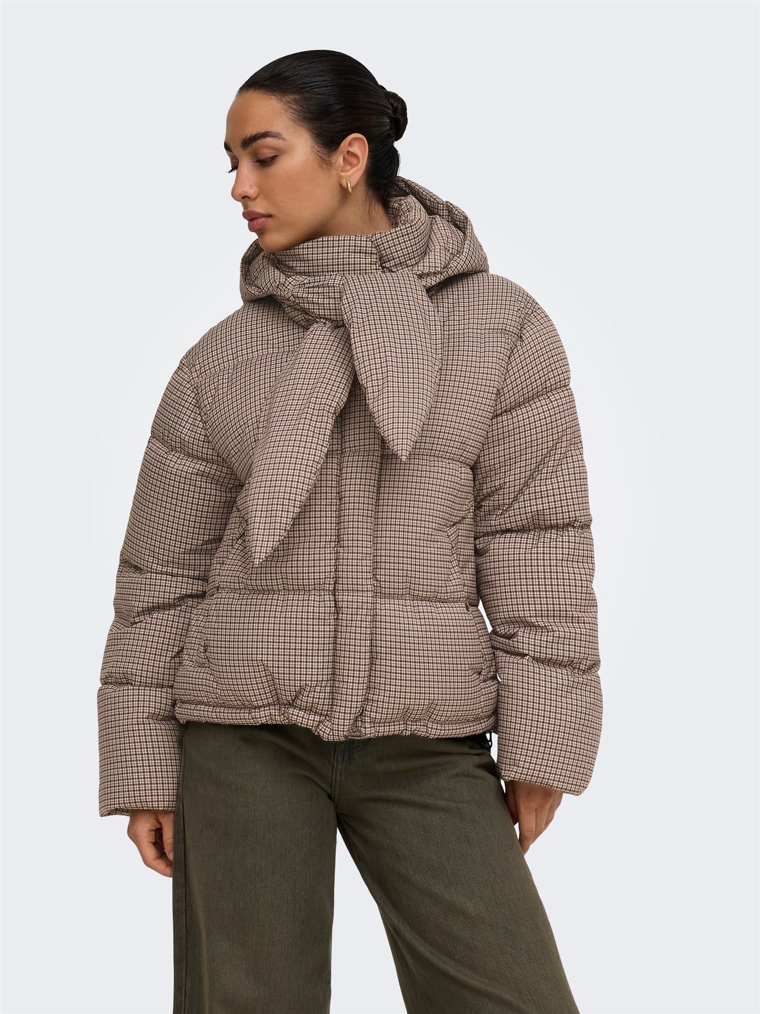 MIa scarf jacket